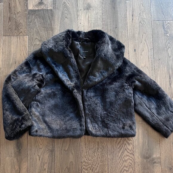 Alex Marie Jackets & Blazers - Alex Marie Black Faux Fur Crop Coat Size M Cowl Neck Open Front Jacket Elegant